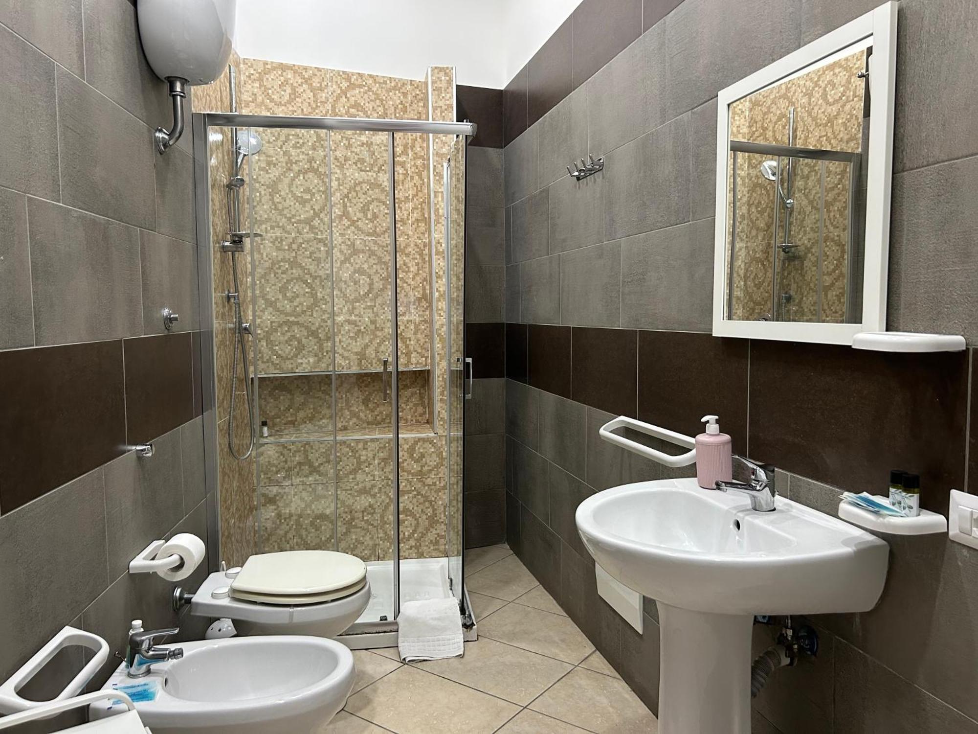 Home Elisabet ナポリ エクステリア 写真
